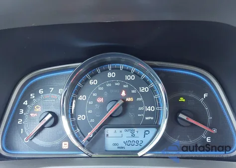 2015 Toyota Rav4 Limited z USA, uszkodzony, nr VIN 2T3YFREVXFW170235